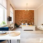 Apartment W Sercu Poznania By Lookap *